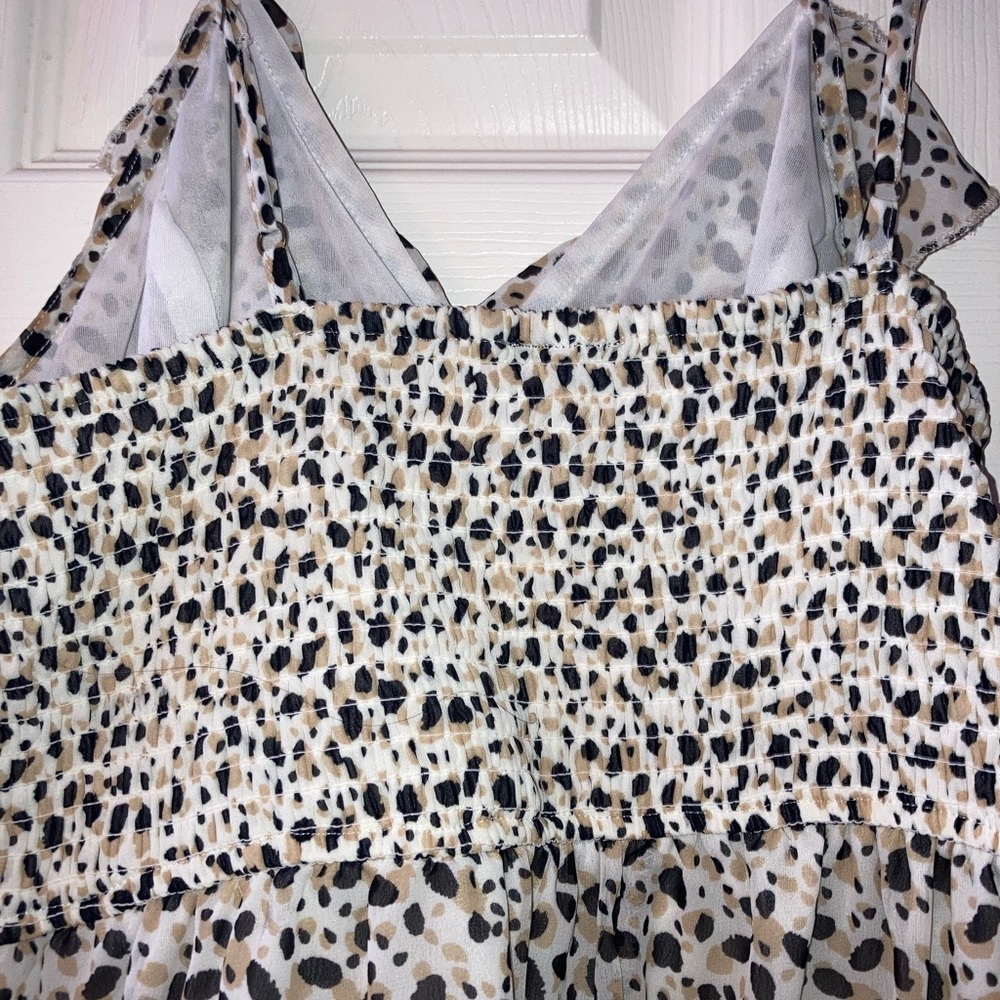 Printed Ruffle Romper - Picture 3 of 4